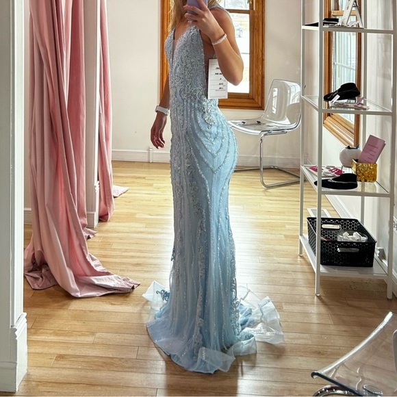 Sherri Hill Cinderella Blue Prom Dress (Size 4) - Picture 2 of 5